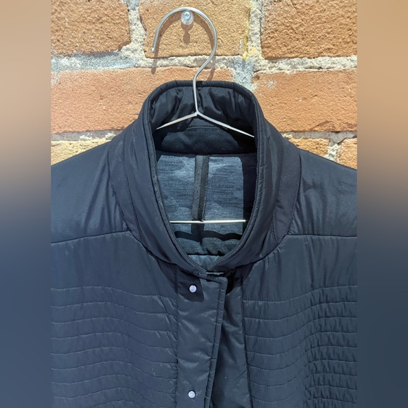 Men’s Lululemon Jacket size Large - Picture 4 of 9
